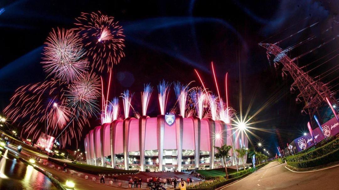 FIREWORKS CELEBRATION